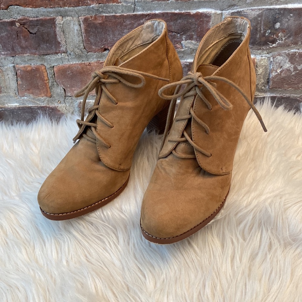 Land's End Suede Booties, Size 7.5 - Picture 3 of 17